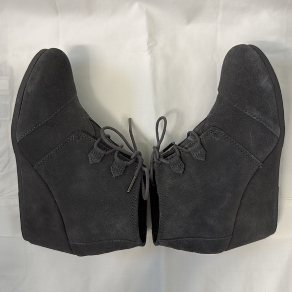 Toms Gray Kala Suede Wedge Bootie, Size 10 - Picture 9 of 15